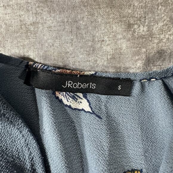 J Robert’s Women’s Floral Print Top Size Small - Picture 3 of 6